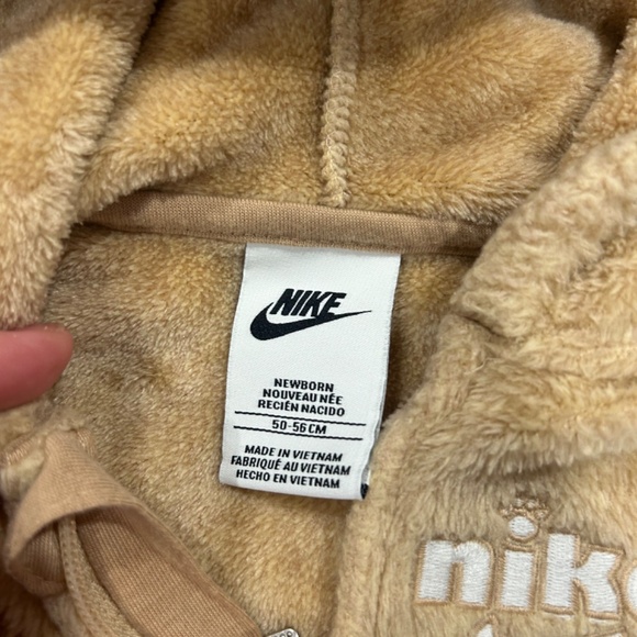 Newborn/3Mo Nike/Air Jordan Bundle - Picture 3 of 12